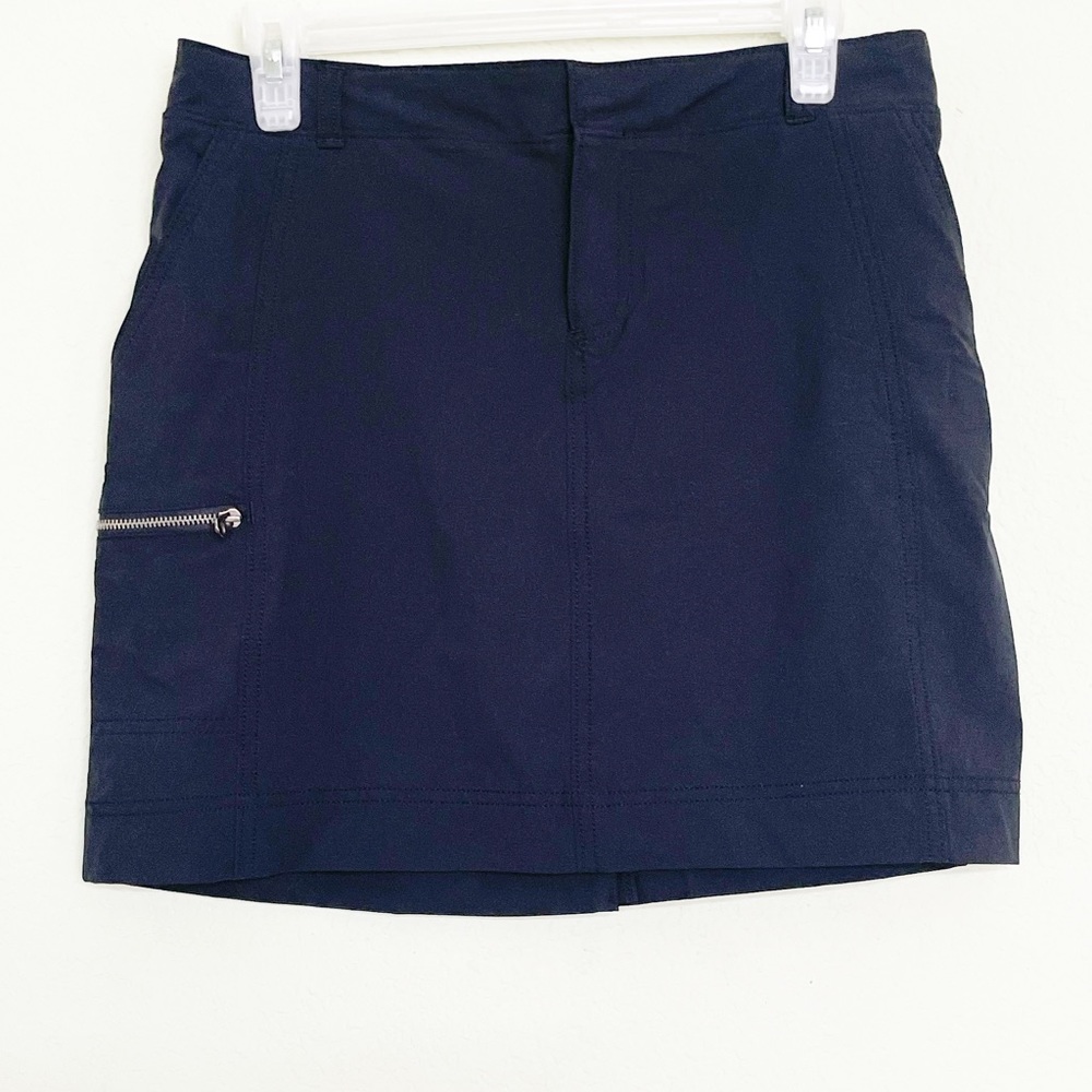 Athleta Trekkie Skort Black Athleisure size 6
